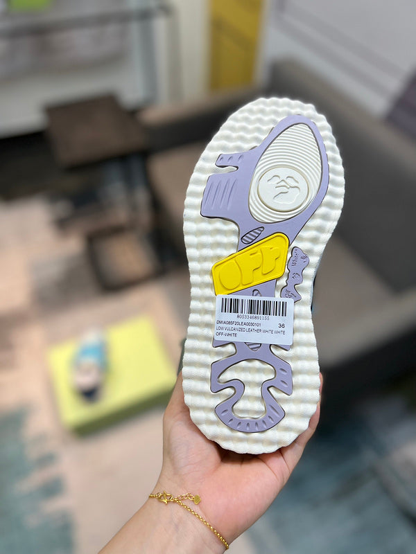 VV - YZ Shoes - 167