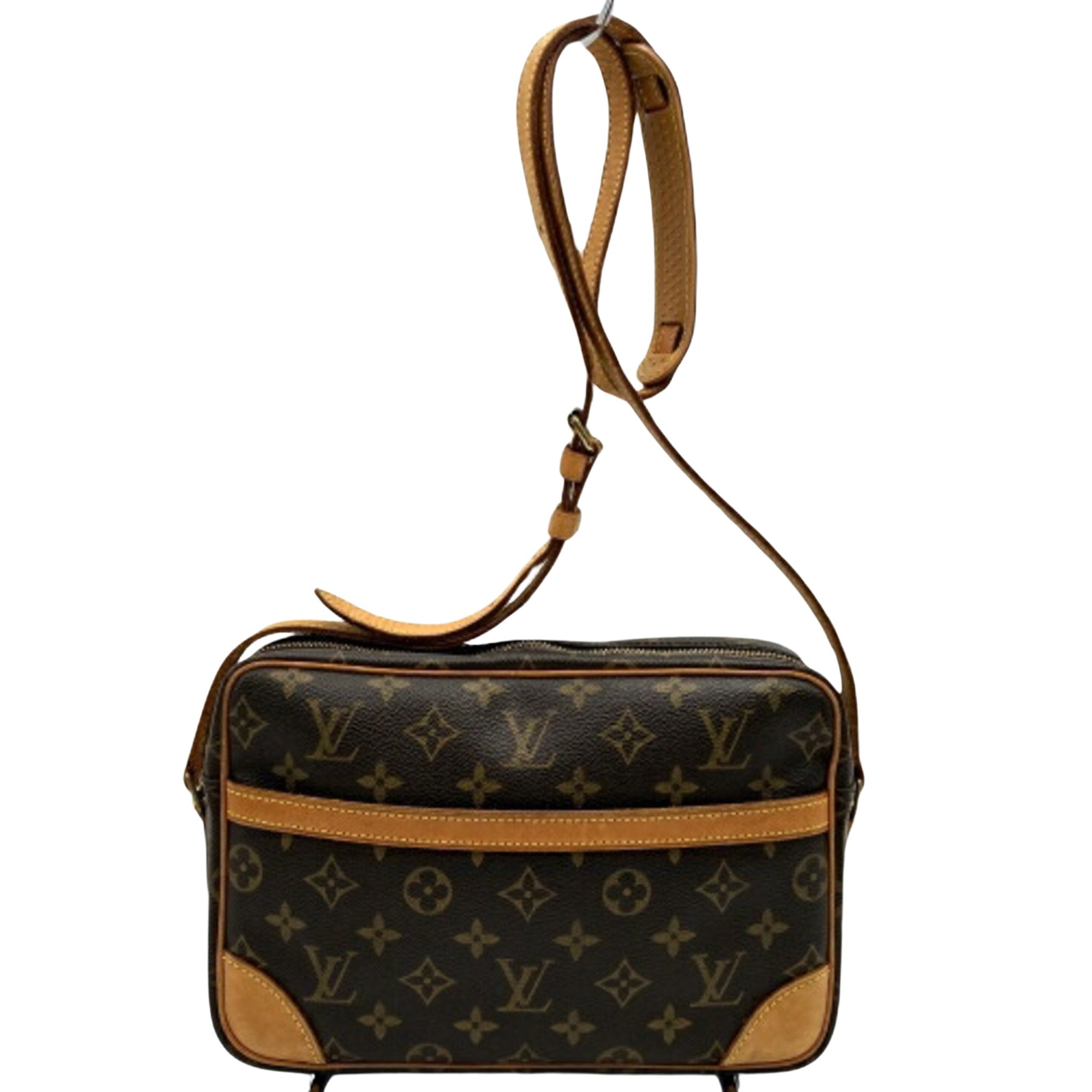 Louis Vuitton Trocadéro Canvas Shoulder Bag ()