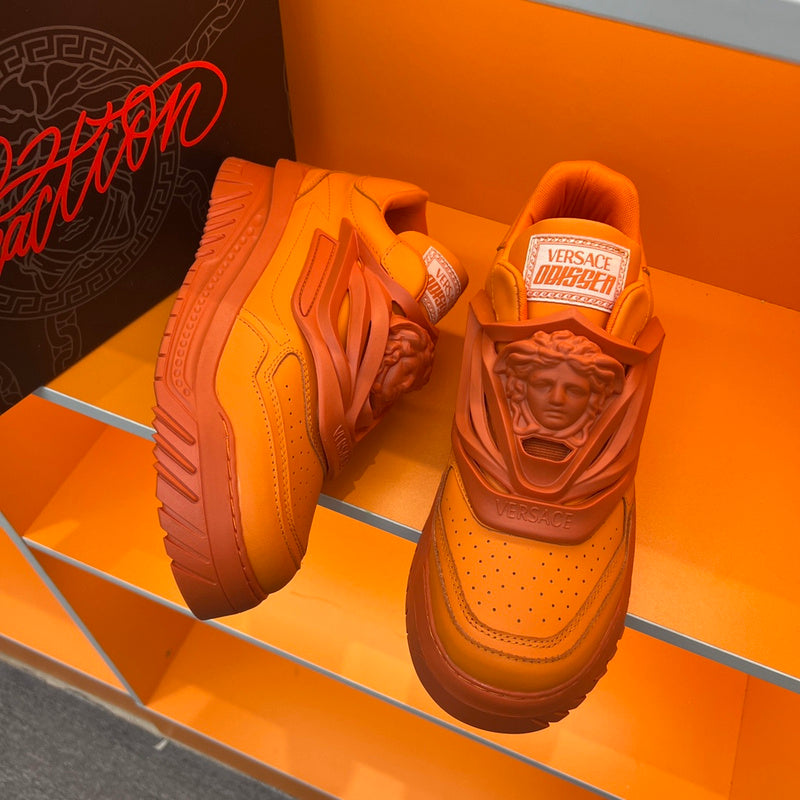 VV - VAR Shoes - 370