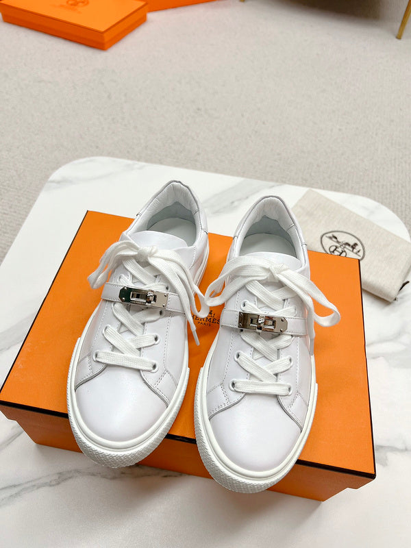 VV - HMS Shoes - 147