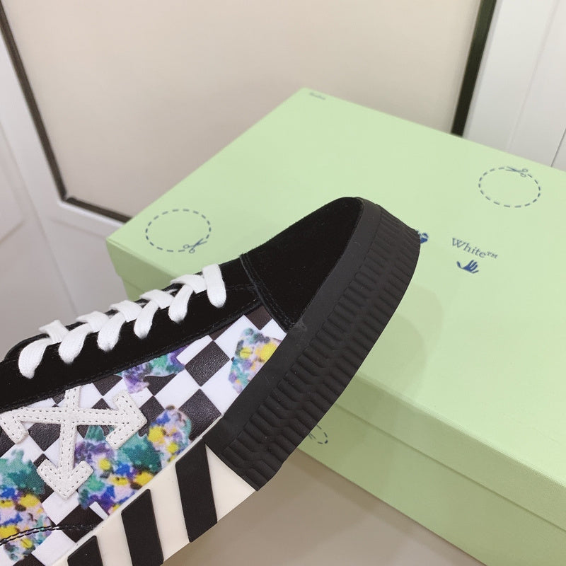 VV - YZ Shoes - 184