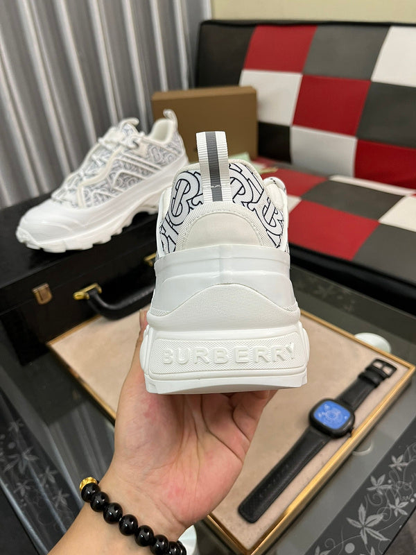 VV - BOR Shoes - 016