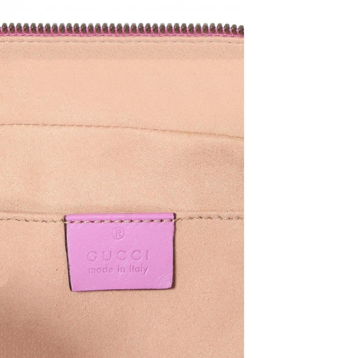 GG Marmont Quilted Shoulder Bag