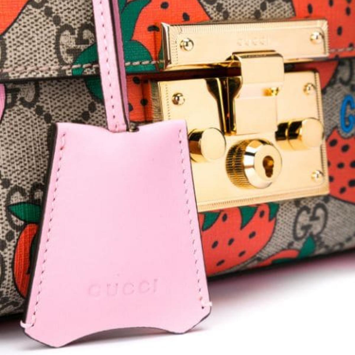 Padlock Gg Strawberry Small Shoulder Bag