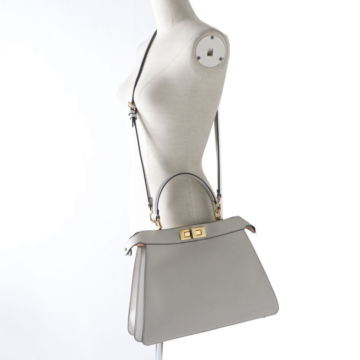 FENDI Shoulder Bag leather Light Gray x Gold Metal Women Used
