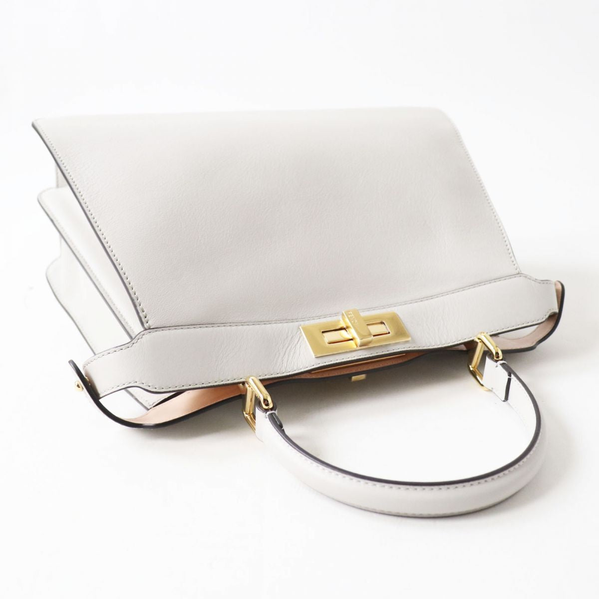 FENDI Shoulder Bag leather Light Gray x Gold Metal Women Used
