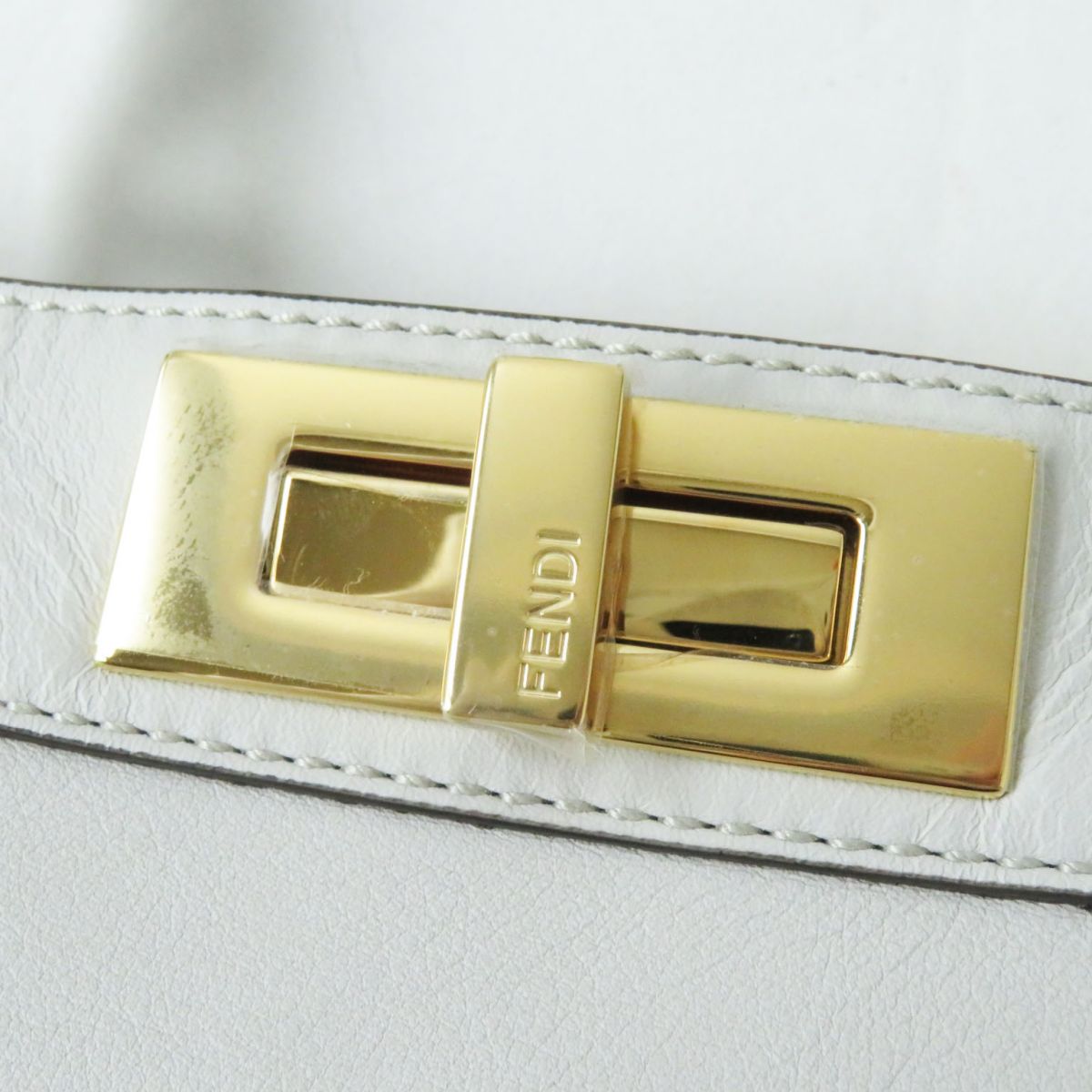 FENDI Shoulder Bag leather Light Gray x Gold Metal Women Used